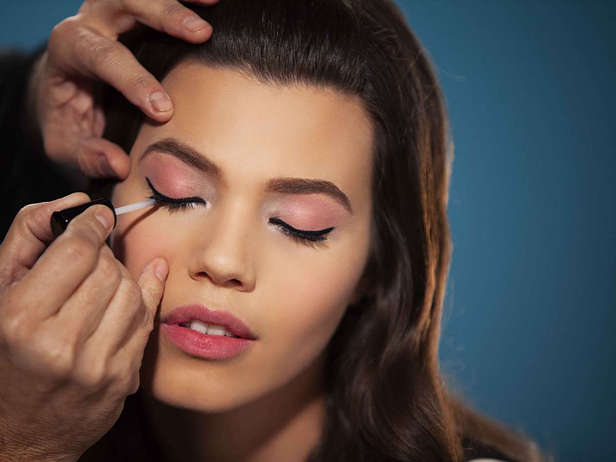 maquiagem anos 60 para iniciantes