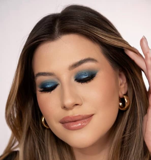 Esfumado Azul Dramático: Passo a Passo para um Olhar Impactante