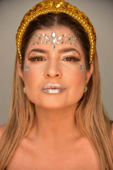Guia Completo: Como Escolher o Glitter Ideal para o Seu Carnaval