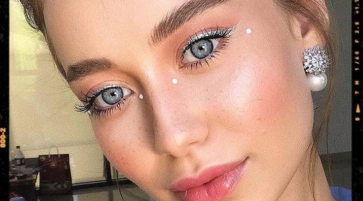 Guia de cores de sombra para maquiagem natural