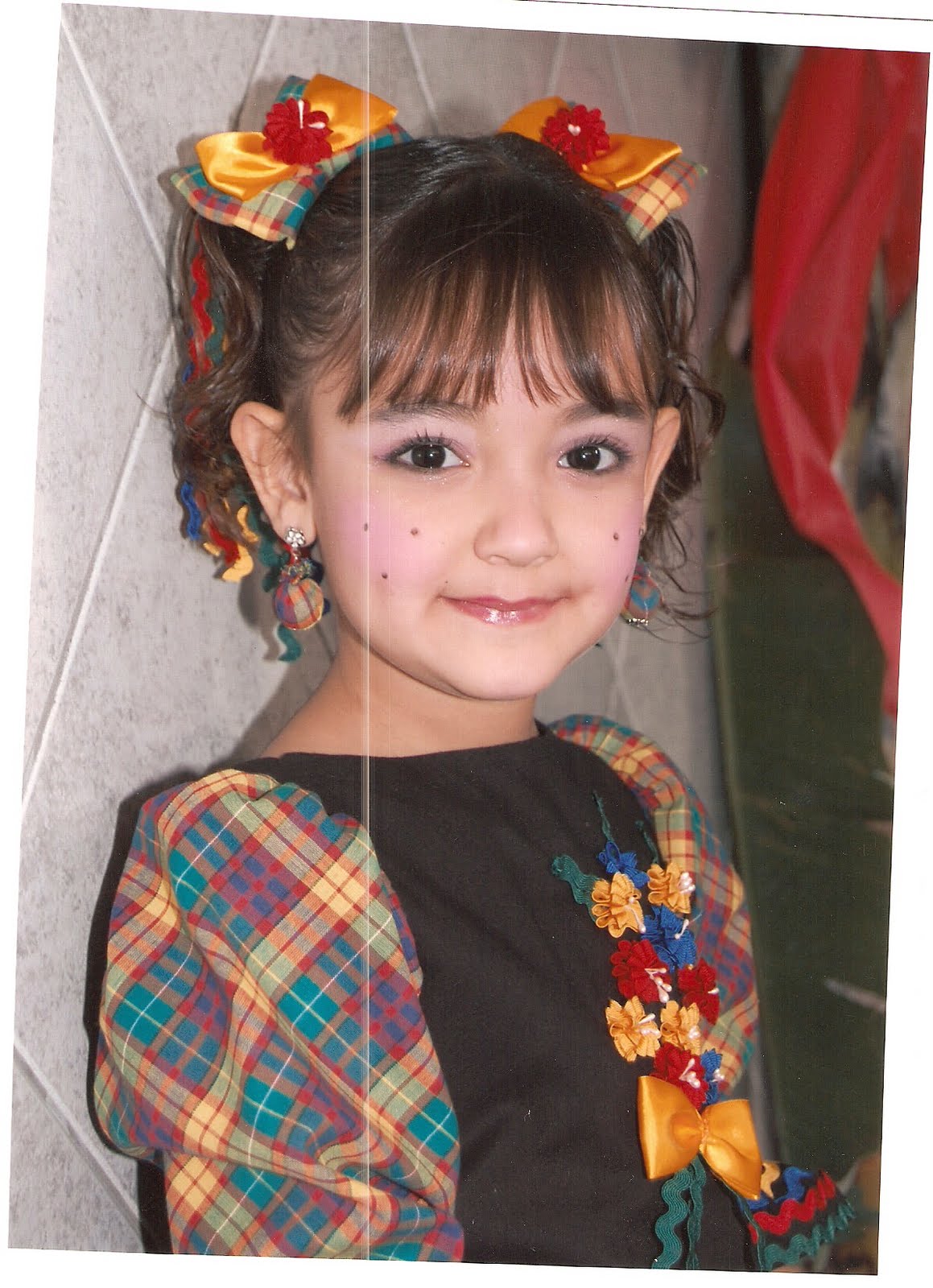 Além da Maquiagem: Penteados Infantis que Combinam com a Festa Junina