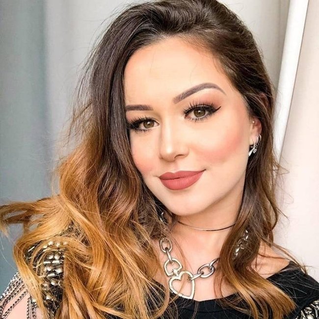 Guia Completo de Maquiagem para Madrinhas 2025