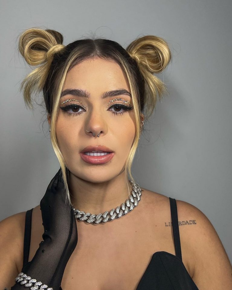 Guia Completo: Preparação de Pele para Maquiagem de Festival Duradoura