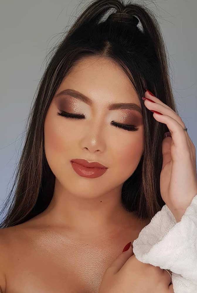 Top 5 Paletas de Sombras Essenciais para Criar Looks Incríveis