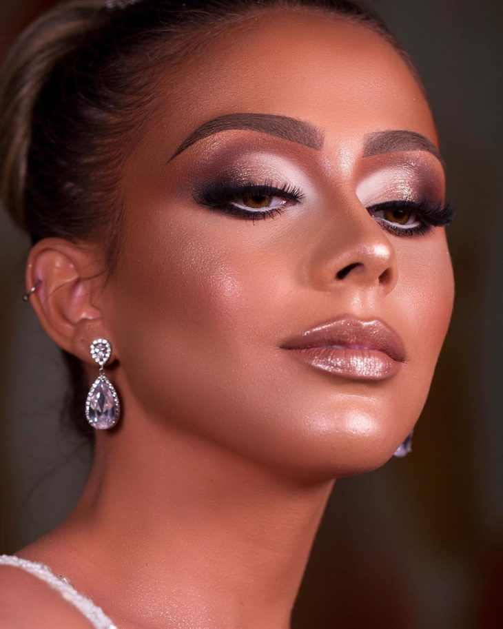 Maquiagem para Ano Novo 2026: Dicas para pele madura e rejuvenescimento