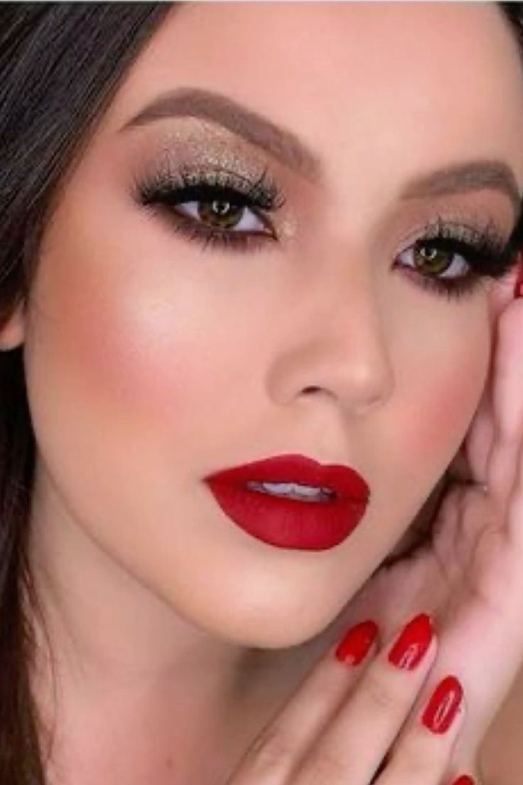 Maquiagem para Ano Novo 2026: Dicas para pele madura e rejuvenescimento