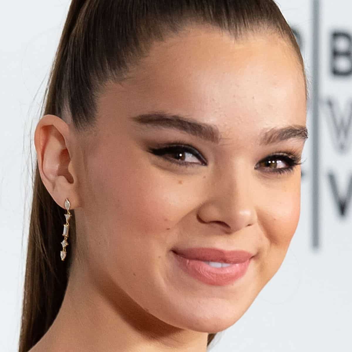 como maquiar olhos redondos para parecerem maiores