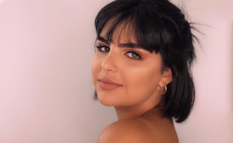 técnicas de maquiagem para realçar cílios pequenos