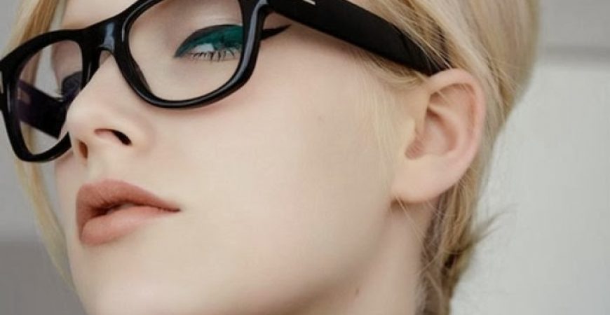 maquiagem para quem usa óculos dicas