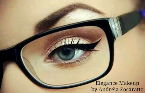 como fazer maquiagem com óculos