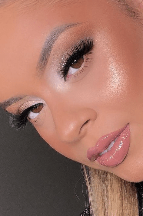 Maquiagem para Réveillon na praia vs. cidade