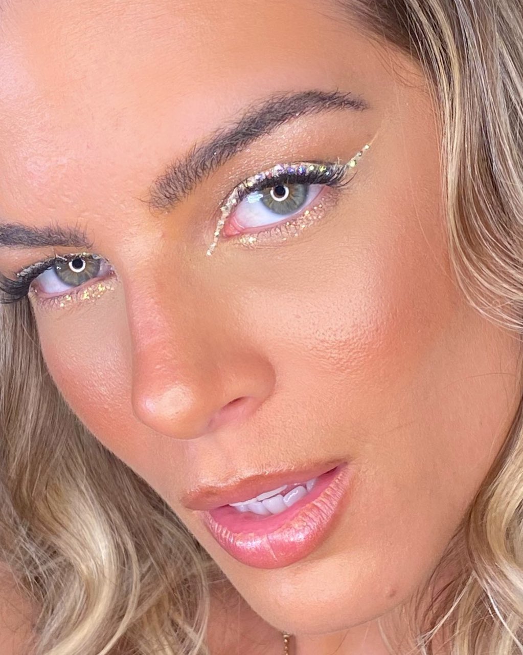 maquiagem para reveillon 2026