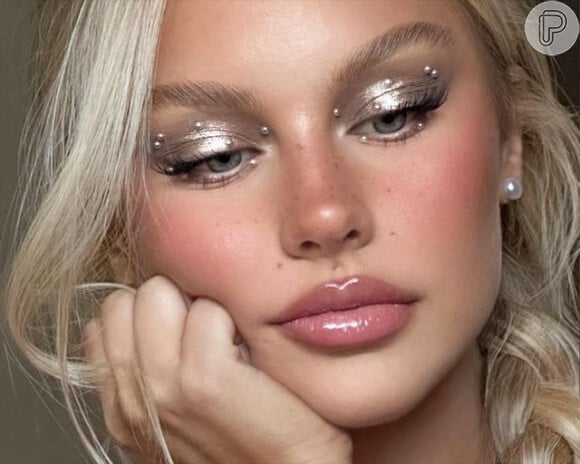 tendências de maquiagem para festivais 2025