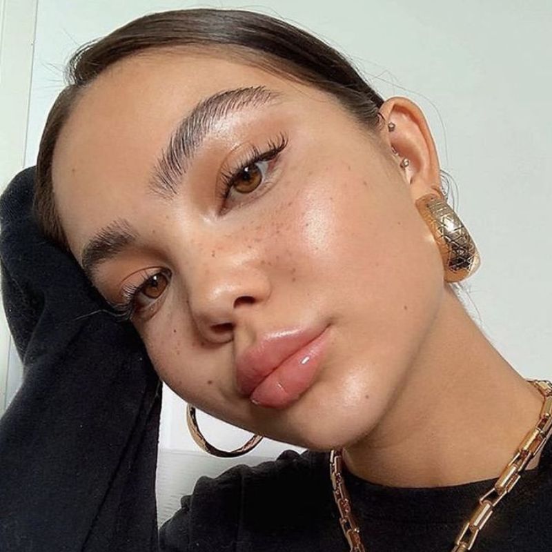 kit básico de maquiagem escritório