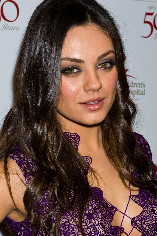 10 Ideias de Penteados para Combinar com Vestido Lilás