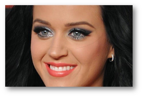 Dicas de Iluminador para Realçar seu Look Prata