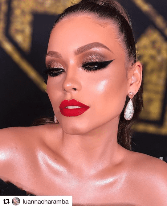 maquiagem simples com batom vermelho