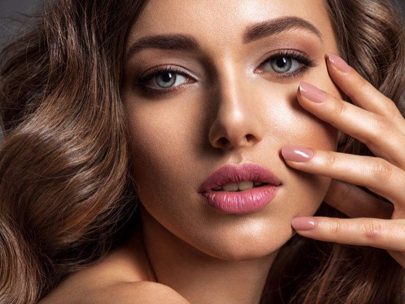 Guia Completo: Maquiagem 'Clean Girl' para Fotos Perfeitas