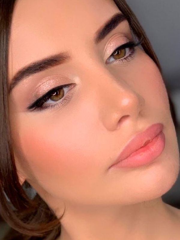 Guia Completo: Como Conquistar a Pele 'Butter Skin' Perfeita para a Noite em 2026