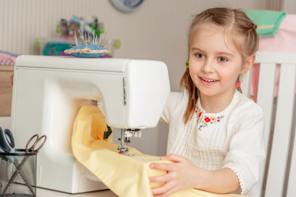 máquina de costura doméstica para iniciantes