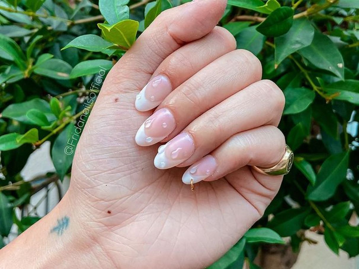 Guia Completo: Como Criar e Aplicar Sua Marca D'água em Fotos de Unhas