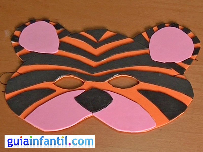 Tendências de Máscaras de Carnaval com Glitter para 2024