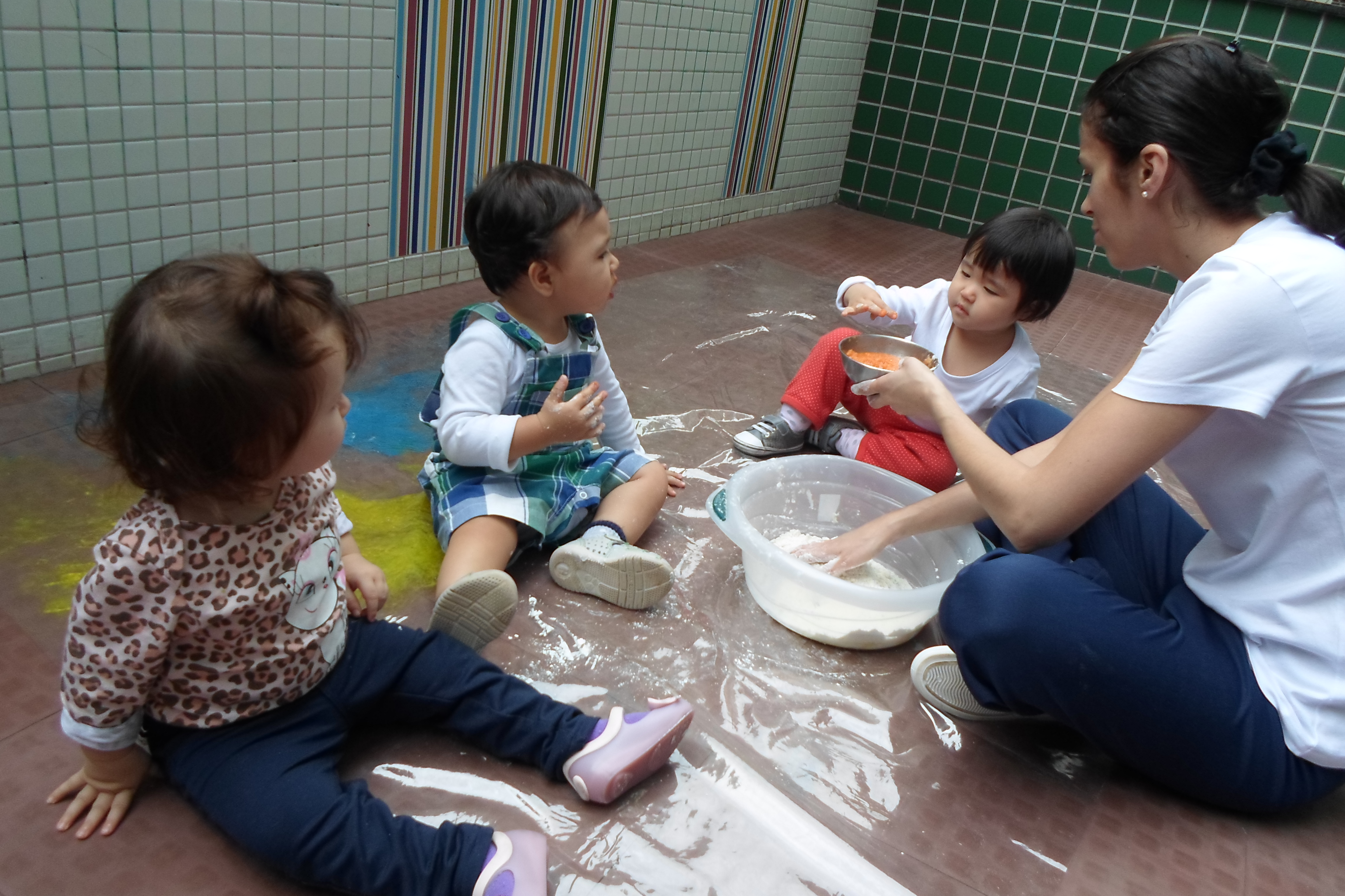 receita de massinha de modelar com ingredientes simples