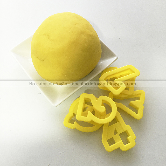 massinha de modelar caseira sem cozimento