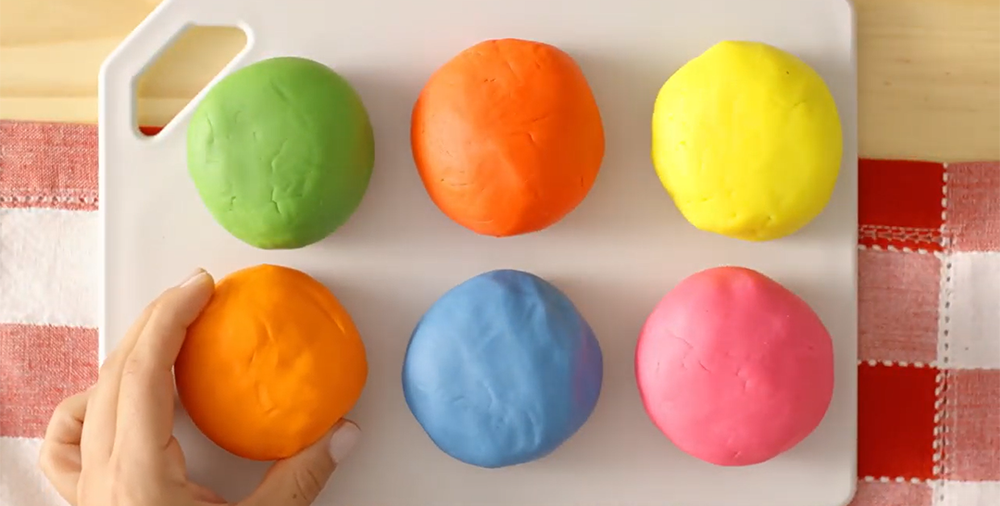 como fazer massinha de modelar caseira não tóxica