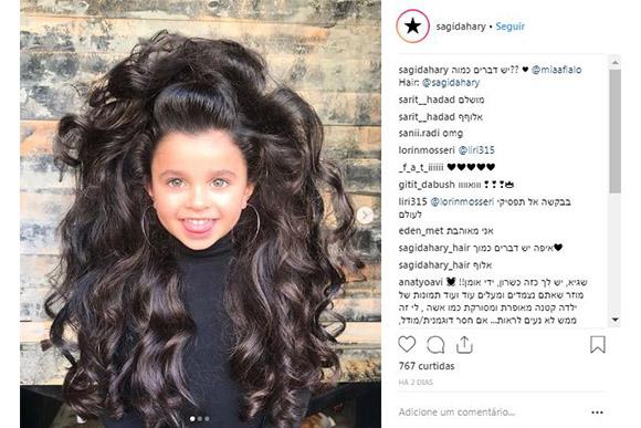 Menina Dos Cabelos Longos