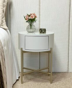 qual altura certa para criado mudo