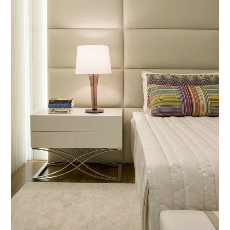 medidas mesa de cabeceira pequena