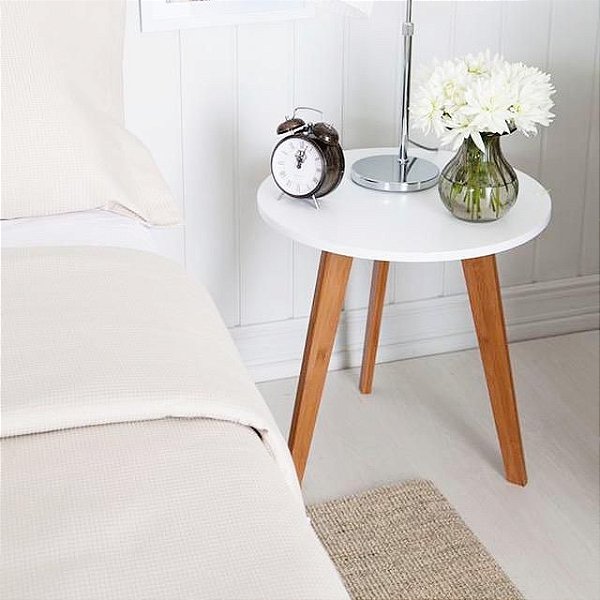 medidas mesa de cabeceira pequena