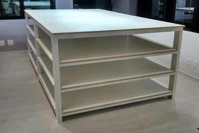 Mesa de Corte DIY: Economize e Personalize Sua Bancada de Tecidos