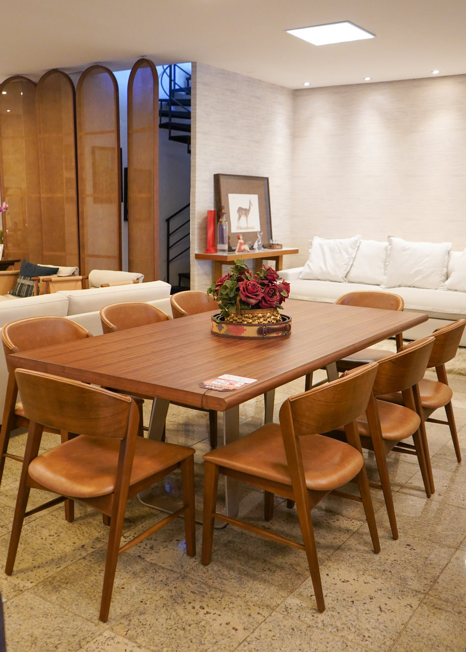 mesa de jantar quadrada 8 lugares madeira maciça