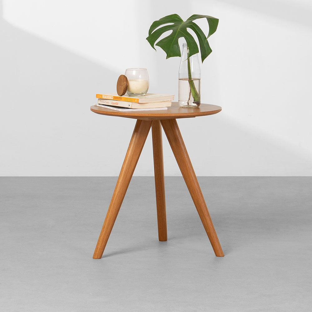 mesa lateral pequena para quarto