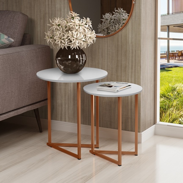 Como escolher a altura ideal da mesa lateral para o seu sofá