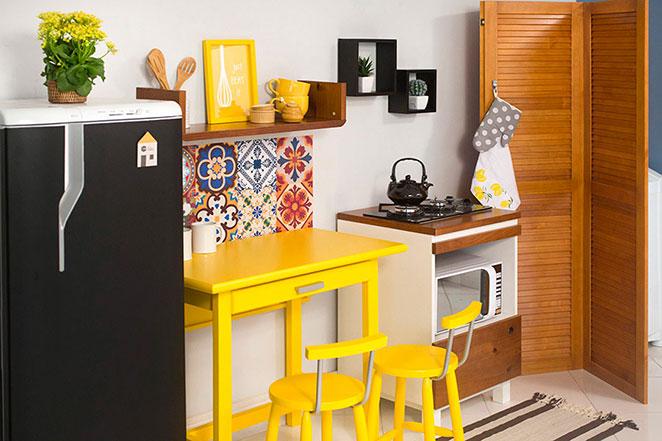 Guia completo de mesas retráteis para apartamentos pequenos