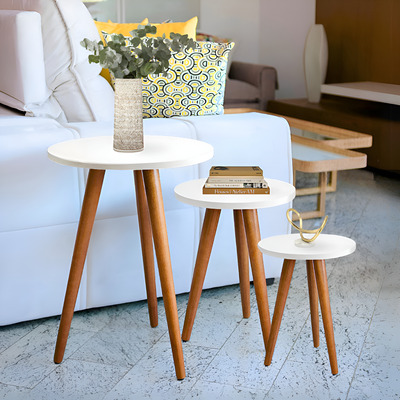 decoração de festa com mesas cilindro