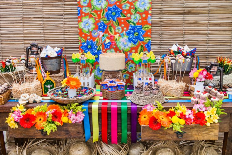 tendências de mesas de festa 2025