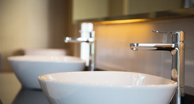 Guia Completo de Acabamentos para Metais de Banheiro