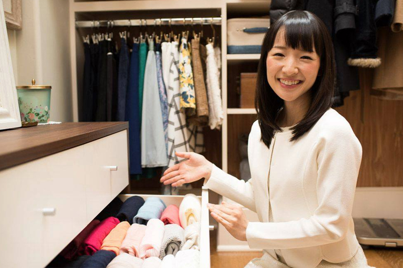 Guia Completo: Como Dobrar Roupas no Estilo KonMari