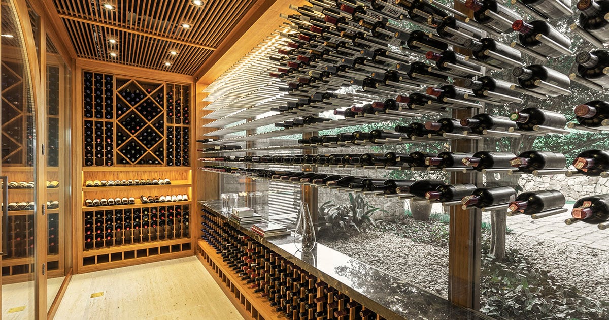 adega grande para colecionadores de vinho