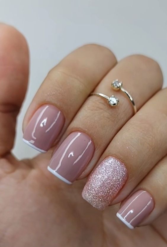 5 Ideias de Unhas Minimalistas Rose Gold para o Dia a Dia