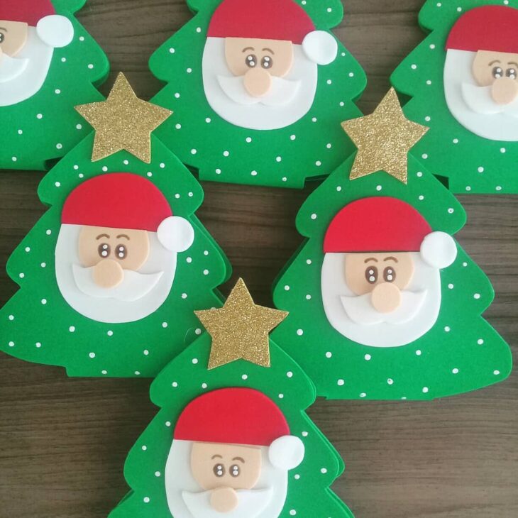 10 Ideias Criativas de Painéis de Natal com Papai Noel em EVA