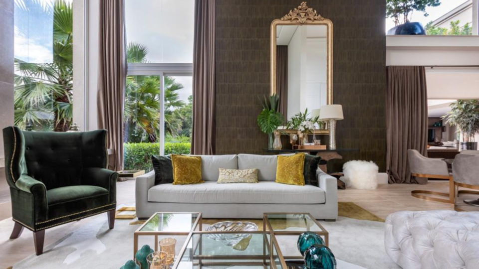 móveis clássicos para quarto de luxo