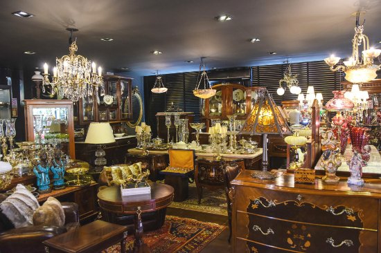 restauração de móveis clássicos