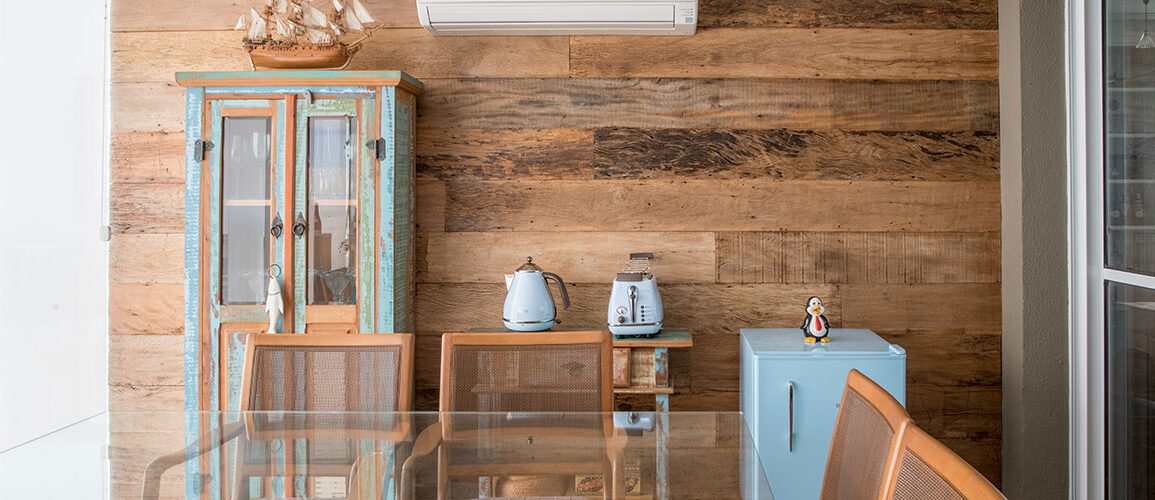 como combinar móveis de demolição com estilo moderno