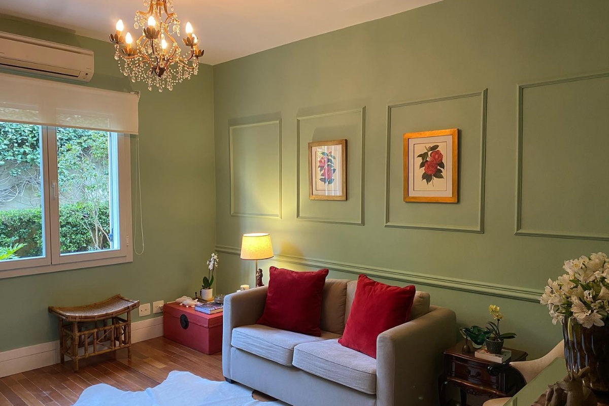 moveis que combinam com boiserie