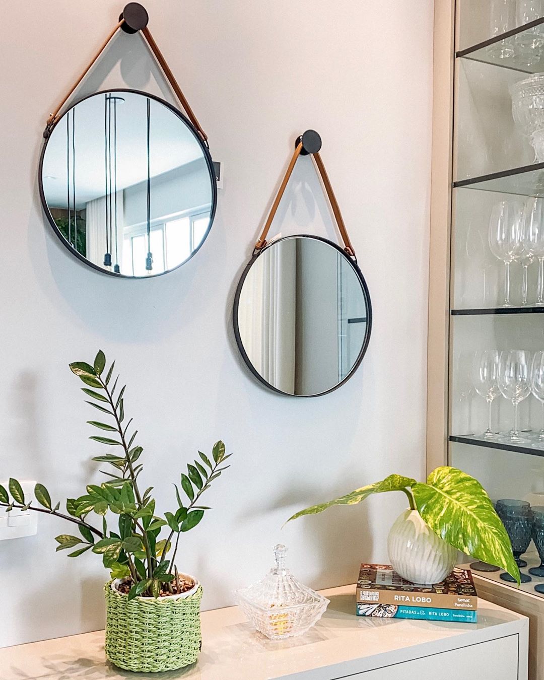 espelho Adnet decoração hall de entrada